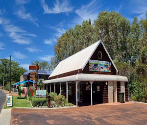 Waroona Visitor Centre & Gallery